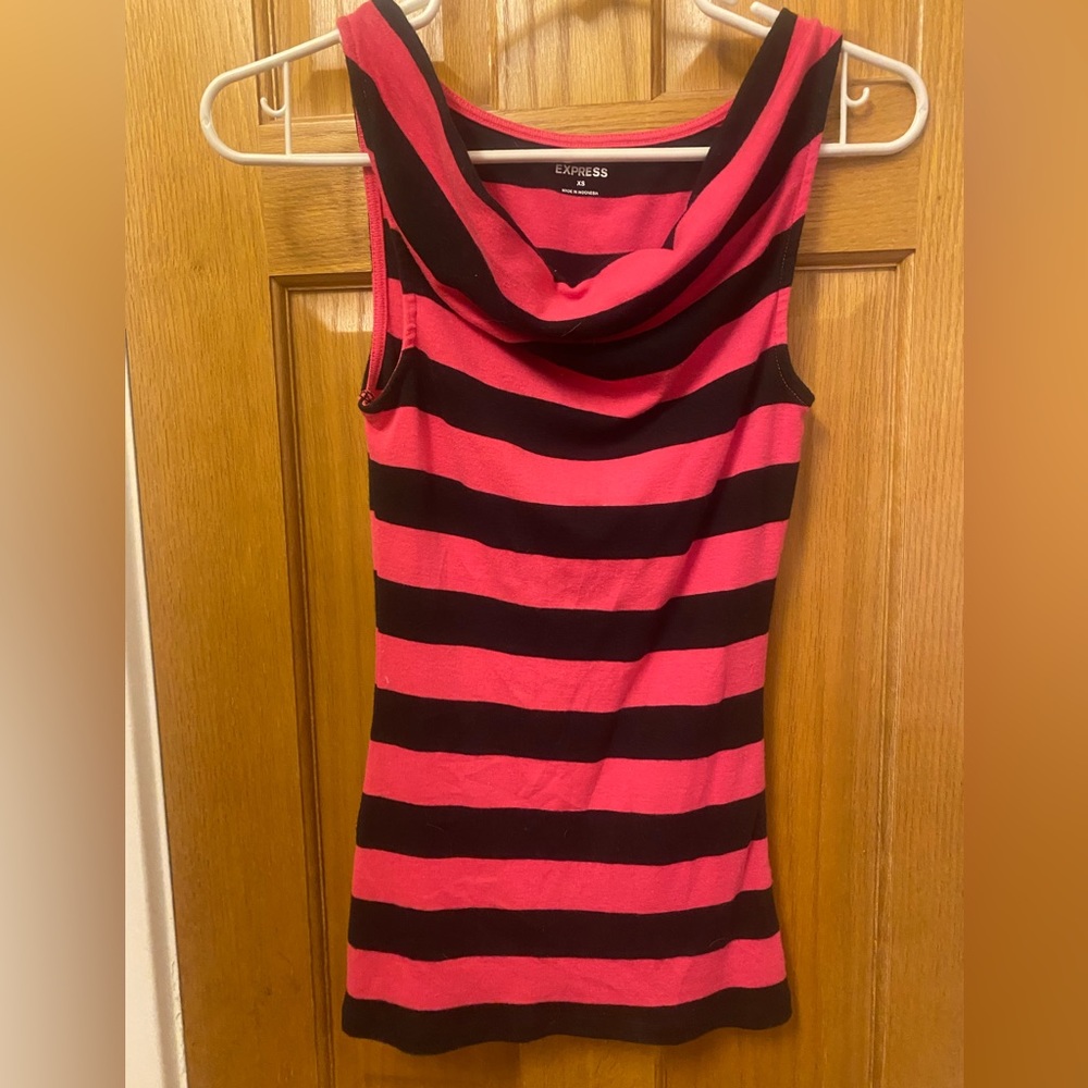 Stripped tang top pink and navy blue
